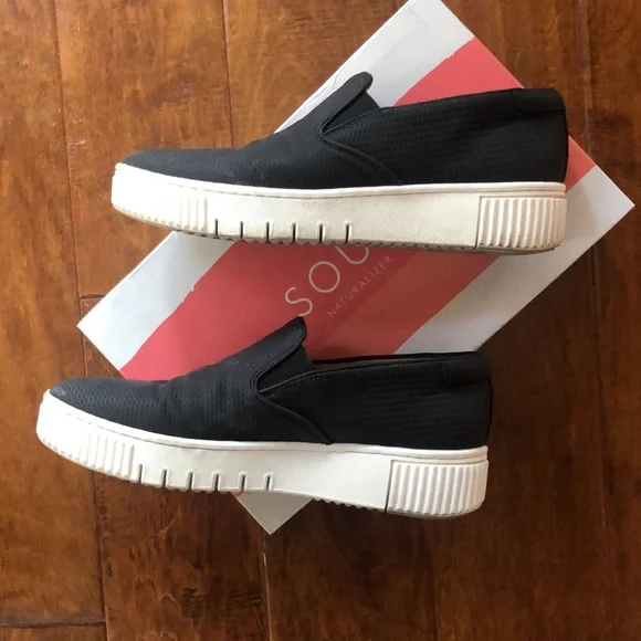 Naturalizer Soul TIA Black 7 1/2 7.5 Shoes Slip On Platform Sneakers - Picture 2 of 16